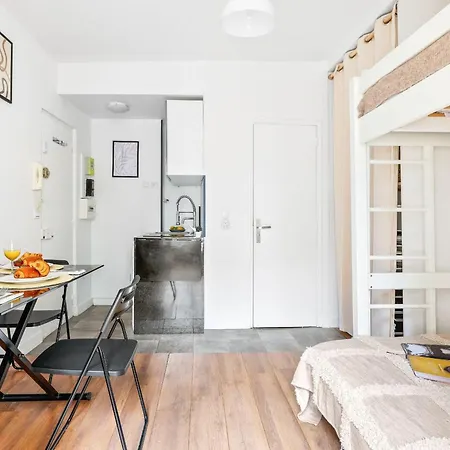 Bnbnova - Cozy Near Eiffel Tower & Invalides Apartment Paris